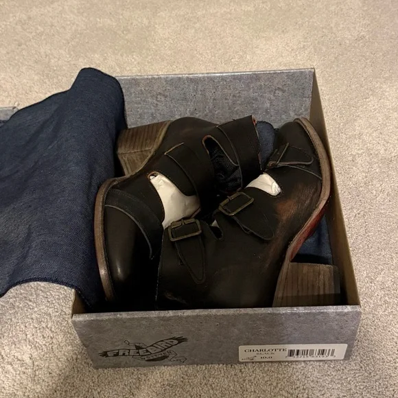 NIB Freebird Charlotte Boots Black Size 10 - Picture 9 of 10